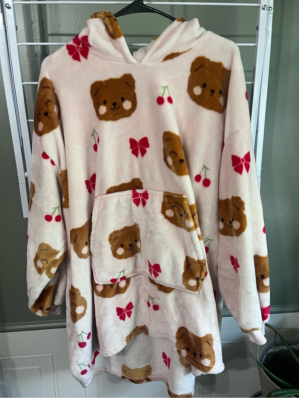 Plush Bear Print Hooded Pullover - Pink